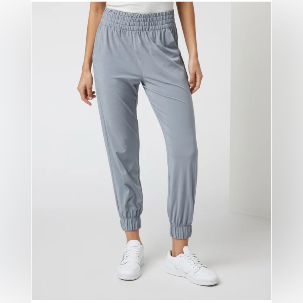 Women’s Vuori Joggers